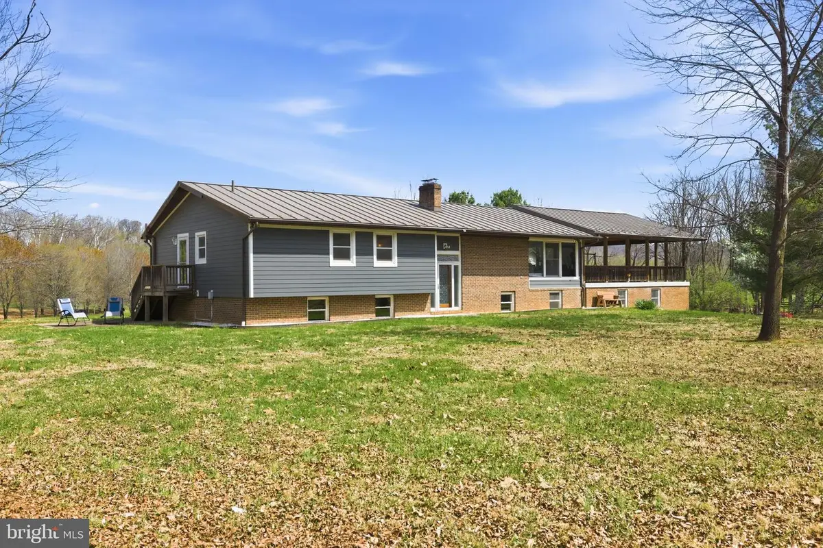 1527 Shenandoah River Ln, Boyce, VA 22620 - #1