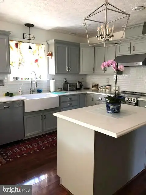 633 Shenandoah River Ln, Front Royal, VA 22630 - #3