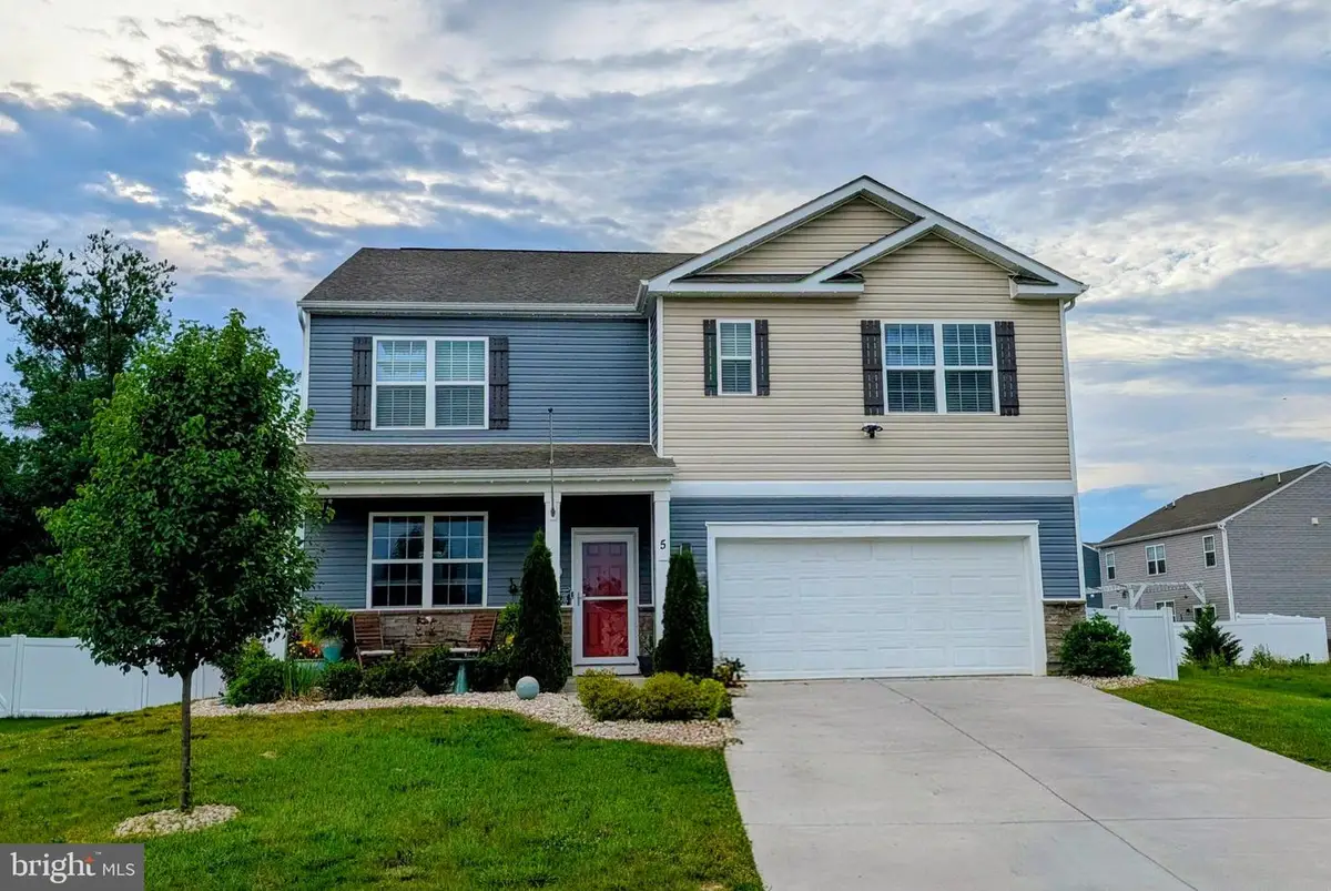 5 Wilson Dr, Berryville, VA 22611 - #1