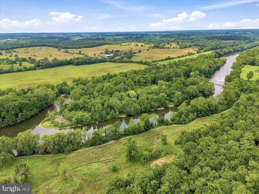 509 Cedar Ln, Bluemont, VA 20135 - #3