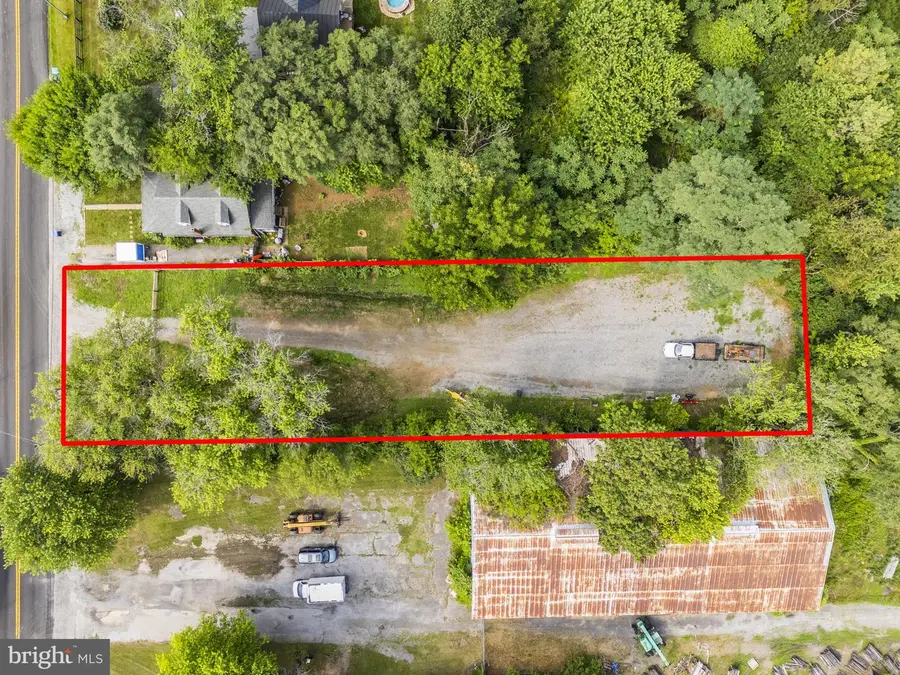 209 1st St, Berryville, VA 22611 - #3