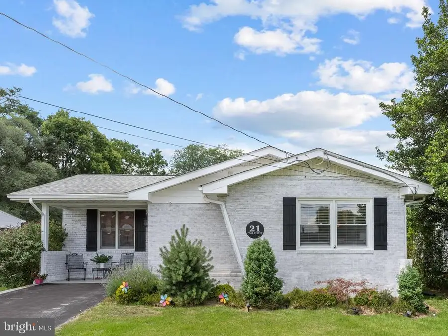 21 Page St, Berryville, VA 22611 - #2