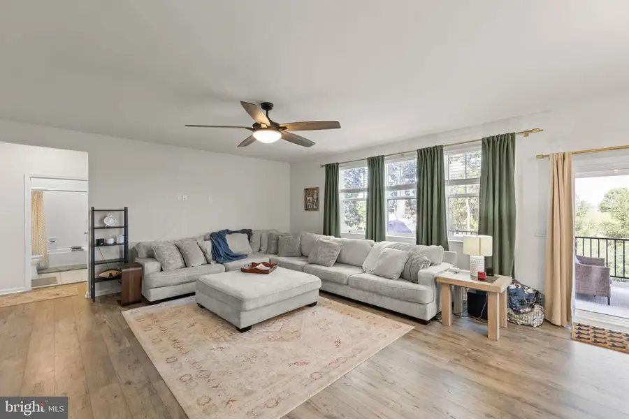 404 Norris St, Berryville, VA 22611 - #3
