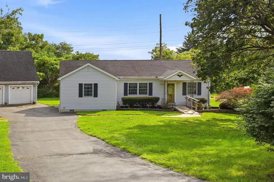 508 S Church St, Berryville, VA 22611 - #3