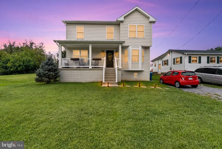 207 Josephine St, Berryville, VA 22611 - #2