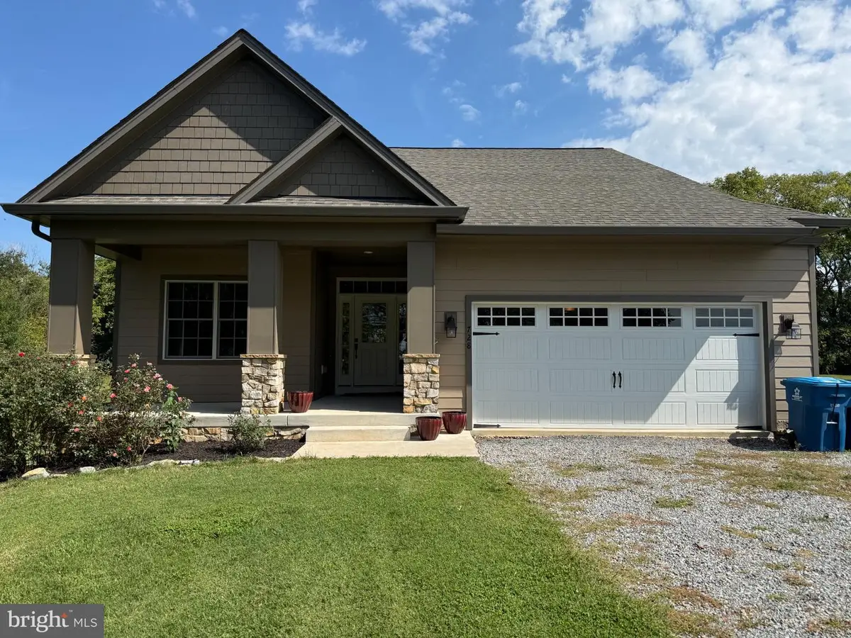 728 E Main St, Berryville, VA 22611 - #1