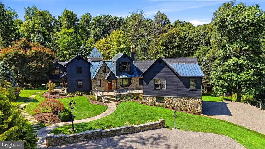 19233 Blue Ridge Mountain Rd, Bluemont, VA 20135 - #2