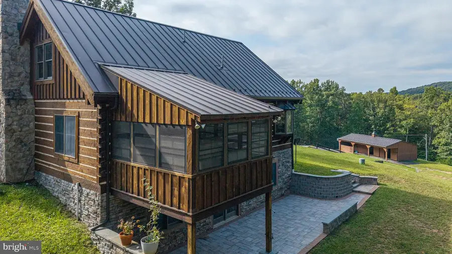 974 White Pine Ln, Boyce, VA 22620 - #3