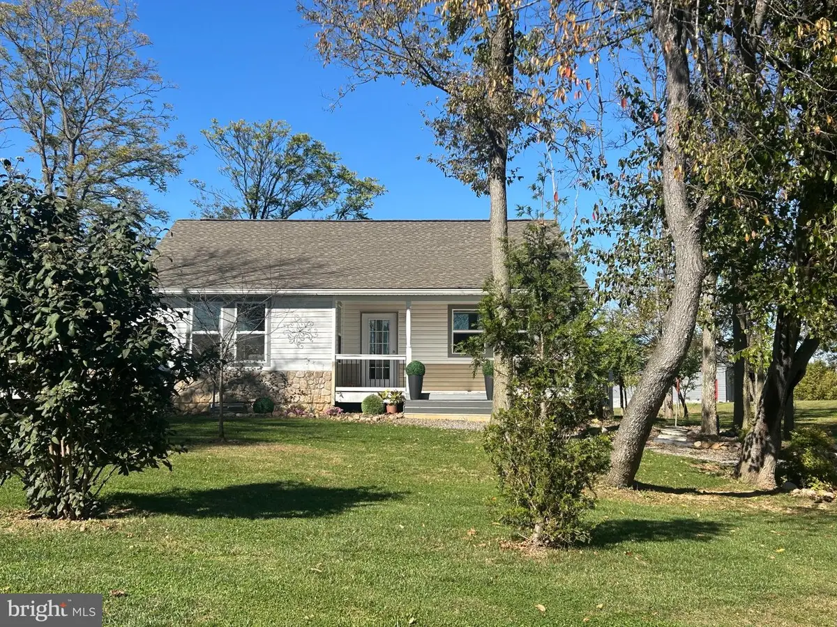 254 Possum Hollow Ln, Berryville, VA 22611 - #1