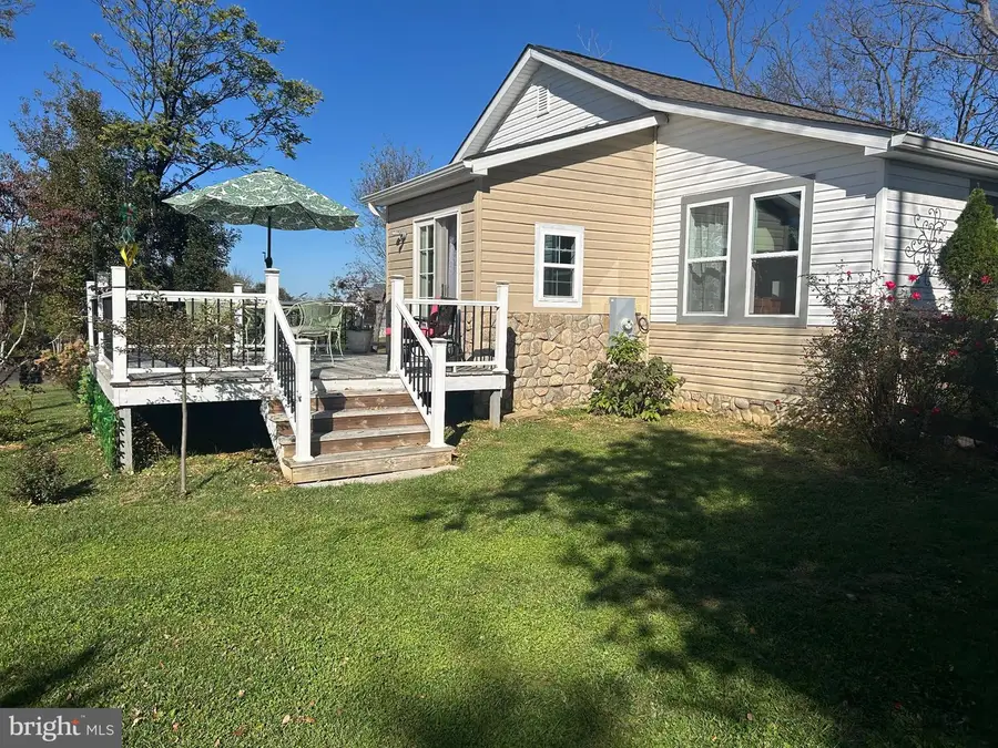 254 Possum Hollow Ln, Berryville, VA 22611 - #3