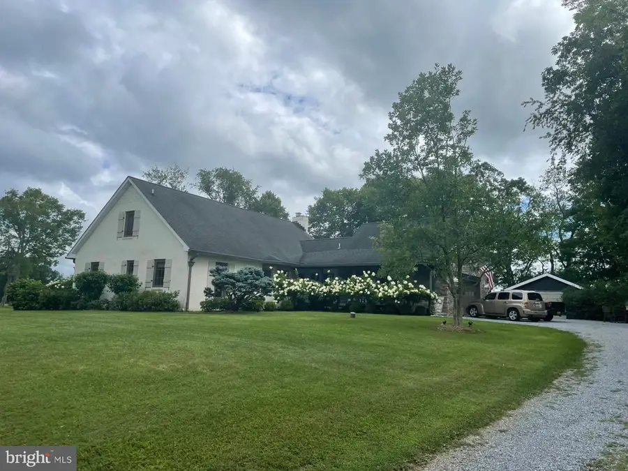 206 Chapel Ln, Boyce, VA 22620 - #2