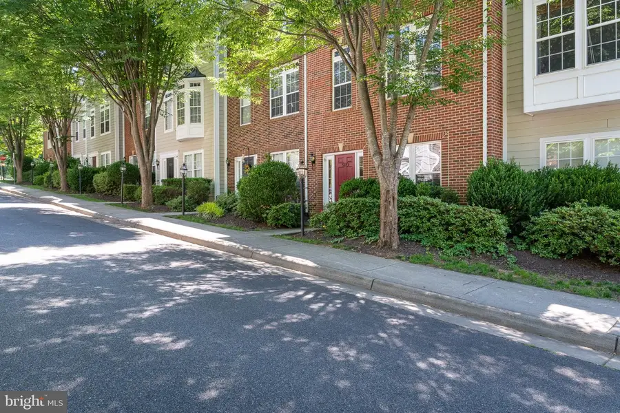 920 Bing Ln, Charlottesville, VA 22903 - #2