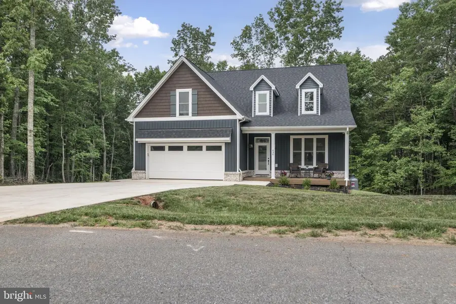 436 Kershaw Dr, Rustburg, VA 24588 - #3