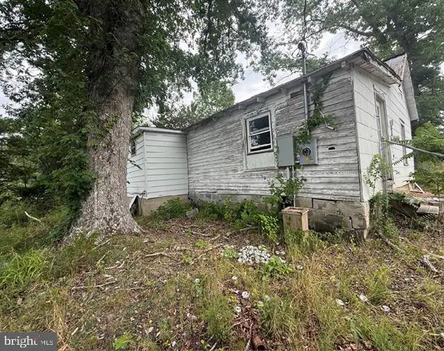 2348 Wickliffe Rd, Brookneal, VA 24528 - #3