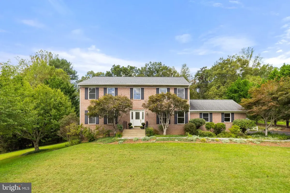 1372 Freeman Dr, Amissville, VA 20106 - Image #1