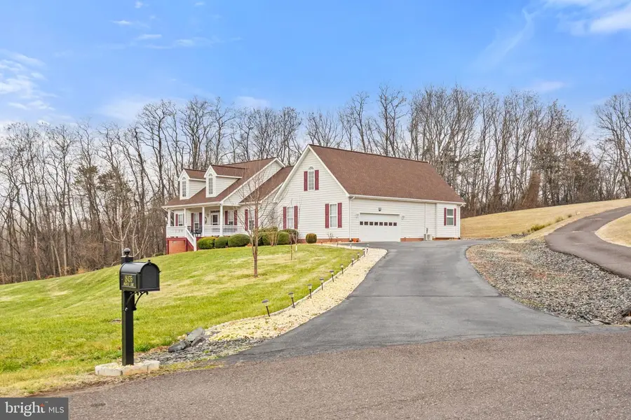 18435 Snaffle Ln, Culpeper, VA 22701 - Image #2