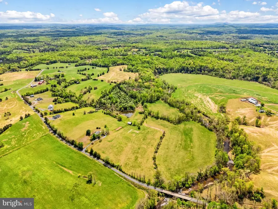 Docs, Amissville, VA 20106 - #3