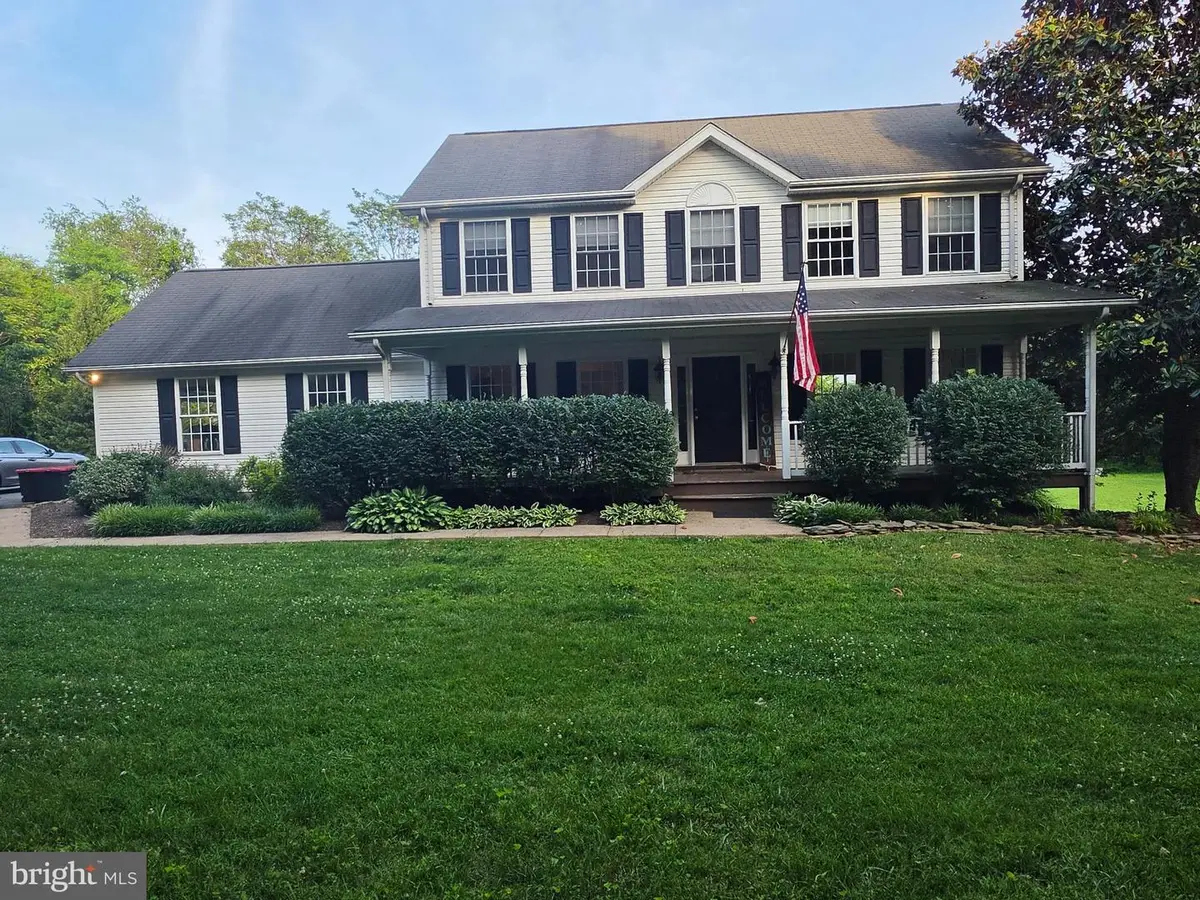 18198 Springs Rd, Jeffersonton, VA 22724 - #1