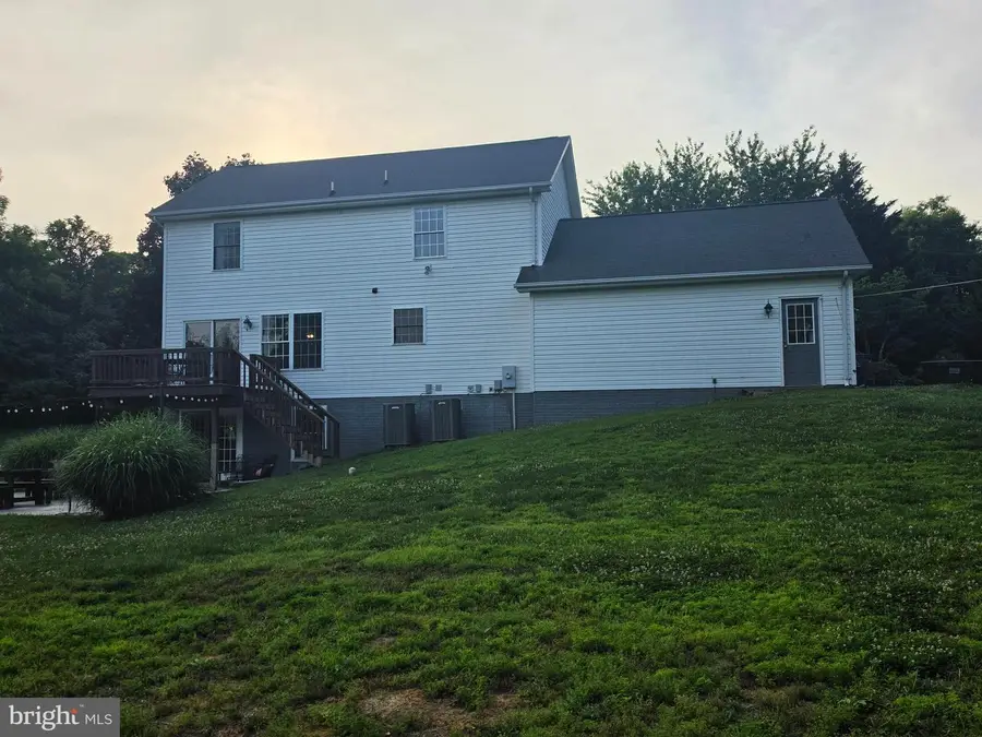 18198 Springs Rd, Jeffersonton, VA 22724 - #3