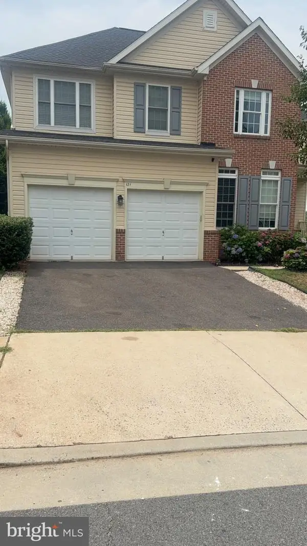 121 King Edward Ct, CULPEPER, VA 22701