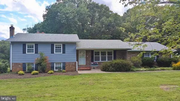 19452 Hickory Dr, CULPEPER, VA 22701