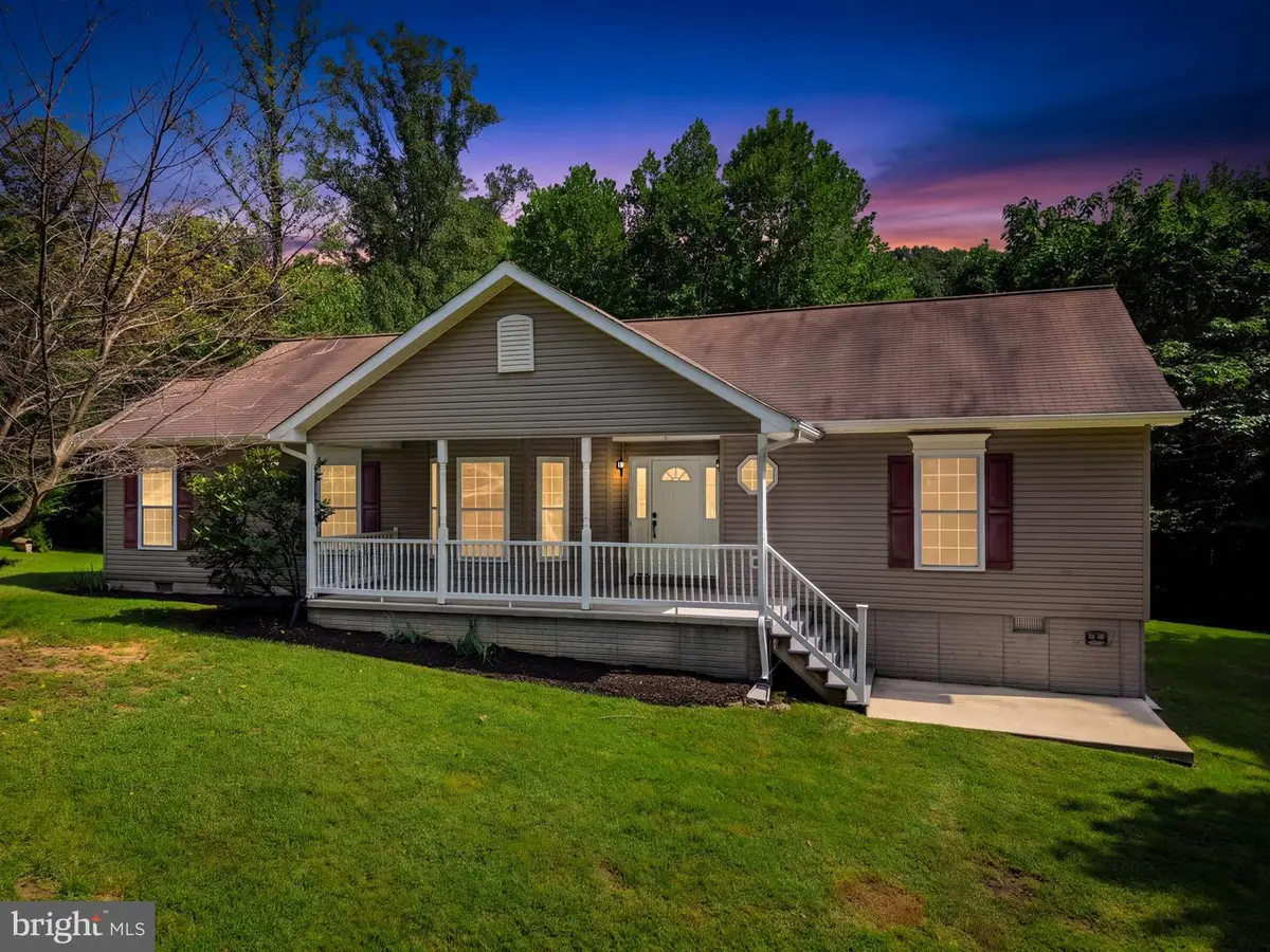11135 Scotts Mill Rd, Culpeper, VA 22701 - #1