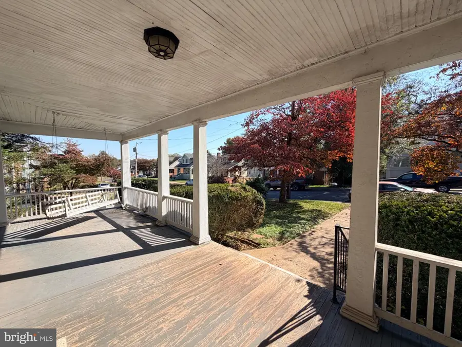 806 E E Piedmont St, Culpeper, VA 22701 - #3