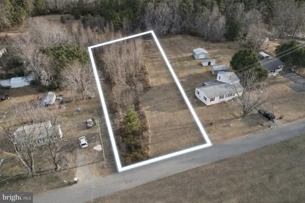 39-a-35 Quarters Rd, WOODFORD, VA 22580