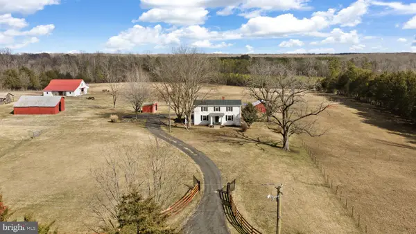 1815 Country Rd, BEAVERDAM, VA 23015