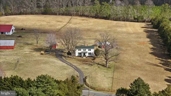 1815 Country Rd, BEAVERDAM, VA 23015