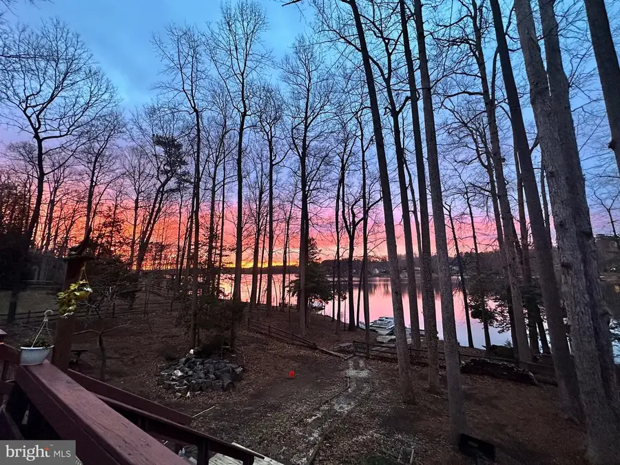 678 Lake Caroline Dr, Ruther Glen, VA 22546 - #2