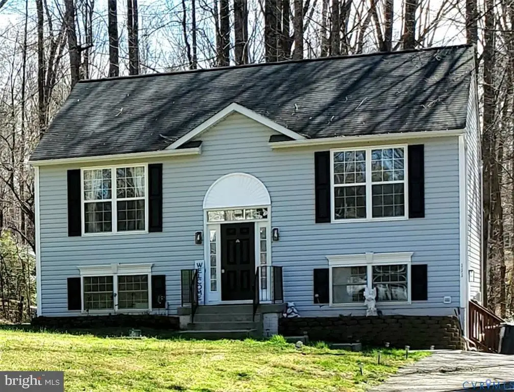 111 Ackerman Ln, Ruther Glen, VA 22546 - #1