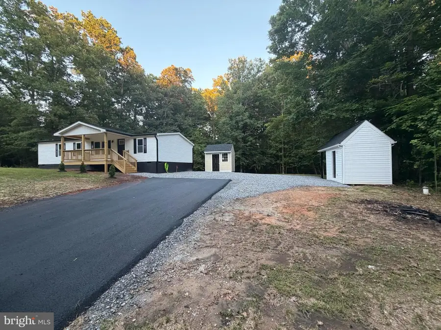 13577 Countyline Church Rd, Woodford, VA 22580 - #2