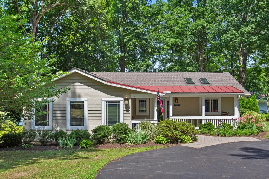 322 Lake Caroline Dr, Ruther Glen, VA 22546 - #3
