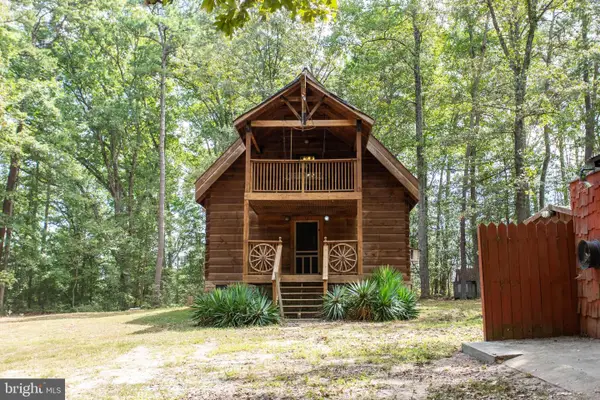 24165 Old C C Rd, RUTHER GLEN, VA 22546