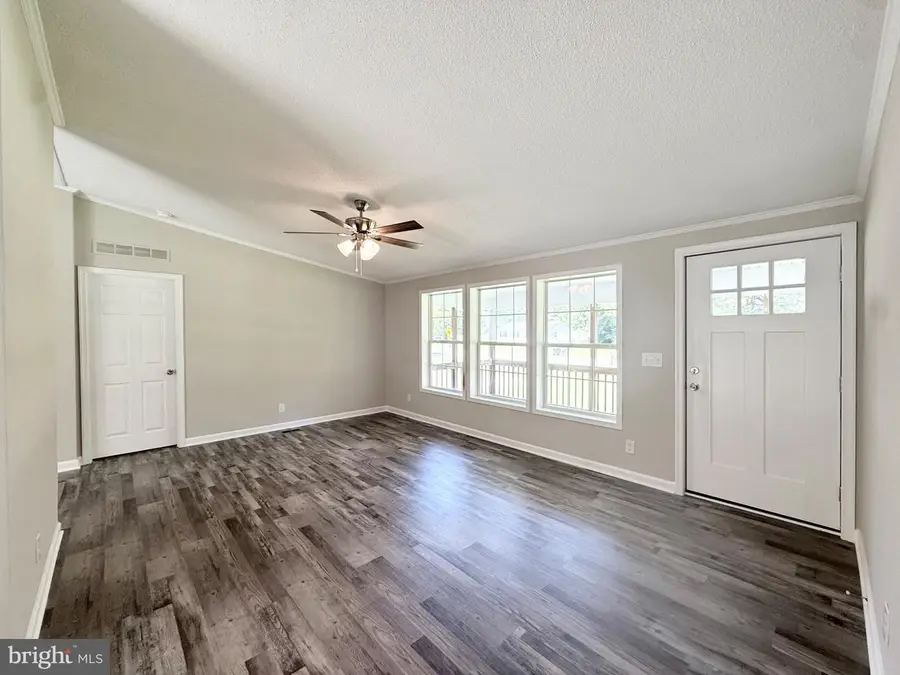 17122 New Baltimore Rd, Milford, VA 22514 - #3