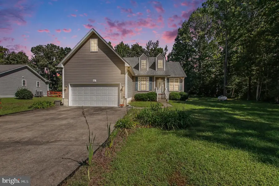 8311 Stonewall Ln, Woodford, VA 22580 - #2
