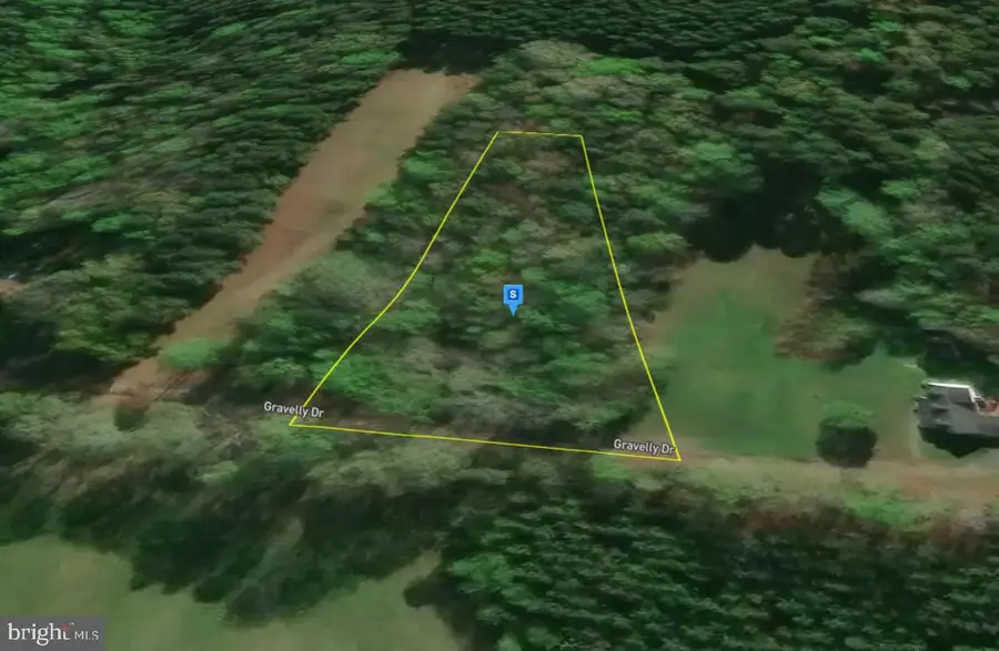 12025 Gravelly Dr, Dinwiddie, VA 23841 - #2