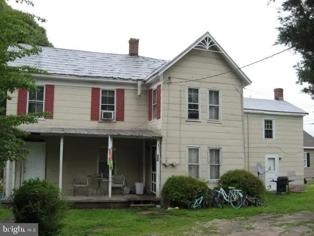 436 Duke St, Tappahannock, VA 22560 - #1