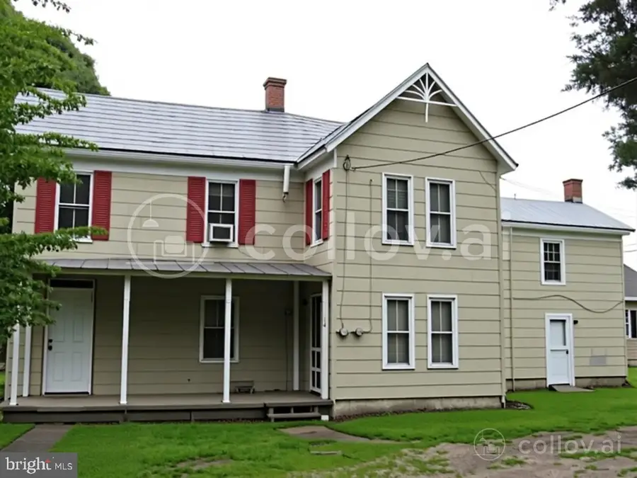 436 Duke St, Tappahannock, VA 22560 - #2