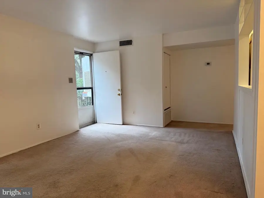 134 Birch St #a-4, Falls Church, VA 22046 - Image #2