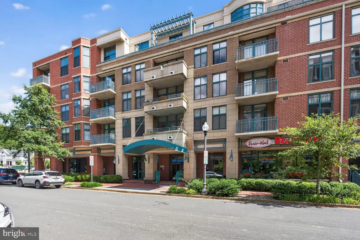 502 W Broad St #501, Falls Church, VA 22046 - Image #1