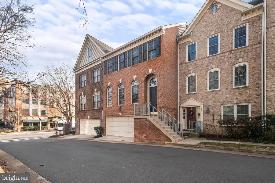 103 Rees Pl, Falls Church, VA 22046 - Image #3