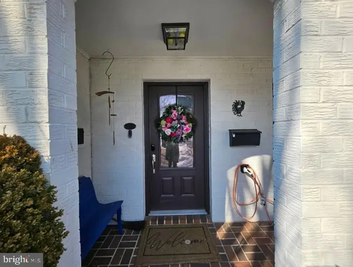 315 N Maple Ave, Falls Church, VA 22046 - #1