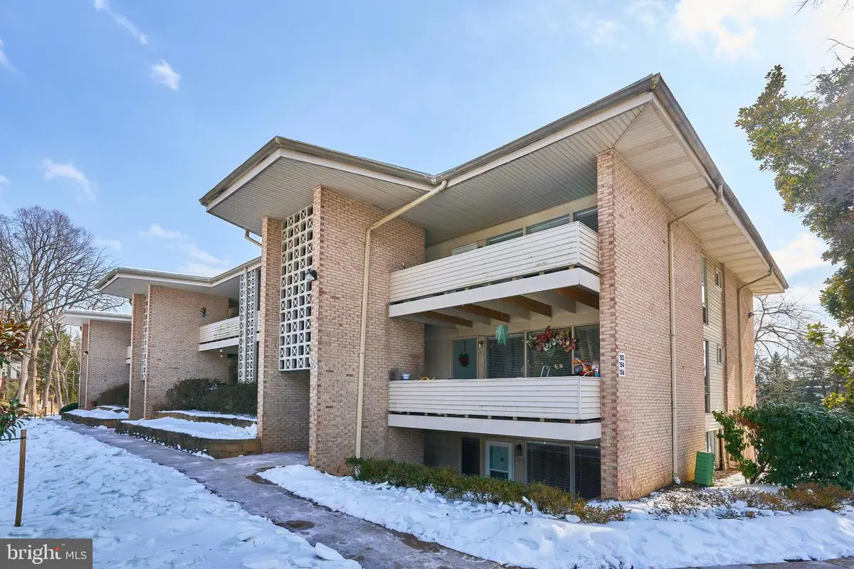 156 Haycock Rd #a-6, Falls Church, VA 22046 - Image #1