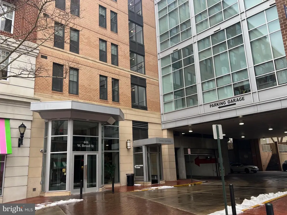 444 W Broad St #634, Falls Church, VA 22046 - #1