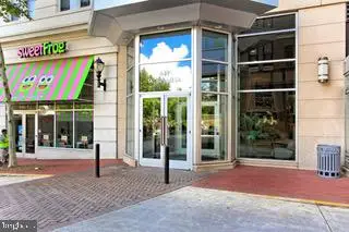 Address Withheld By Seller, Falls Church, VA 22046 - #3