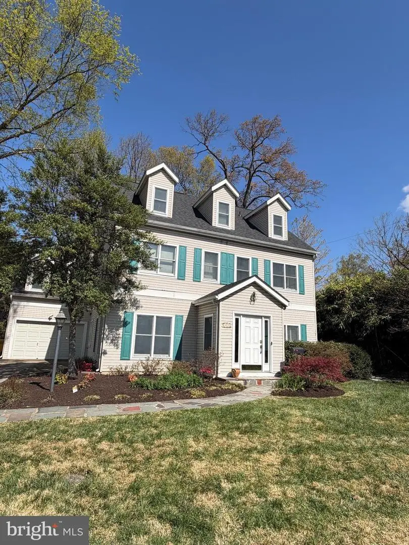 403 N West Street, Falls Church, VA 22046 - #1