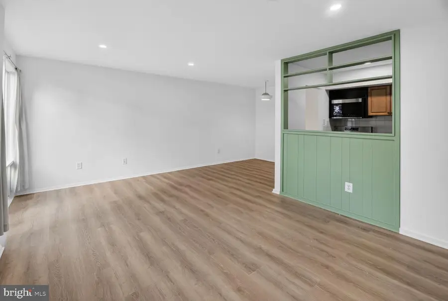 104 Birch St #a-3, Falls Church, VA 22046 - #2