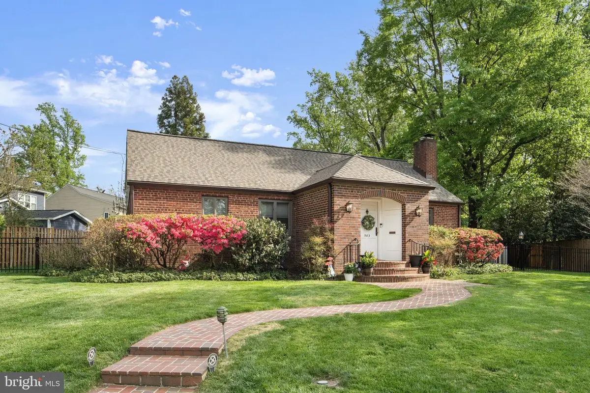 503 Dorchester Rd, Falls Church, VA 22046 - #1